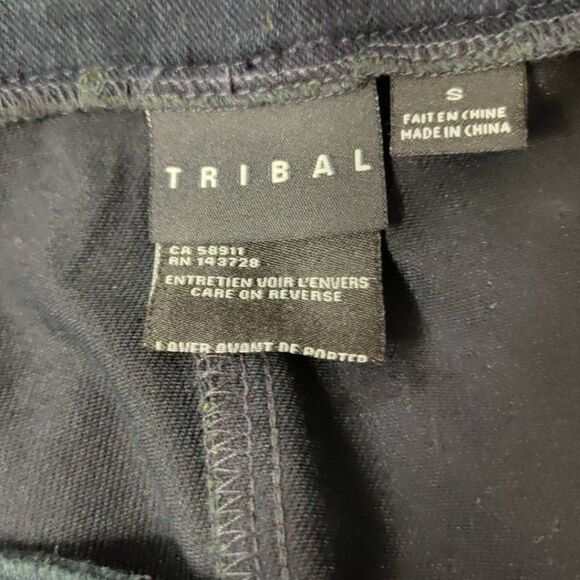 Tribal Scalloped Denim Skirt NWOT - Picture 4 of 4